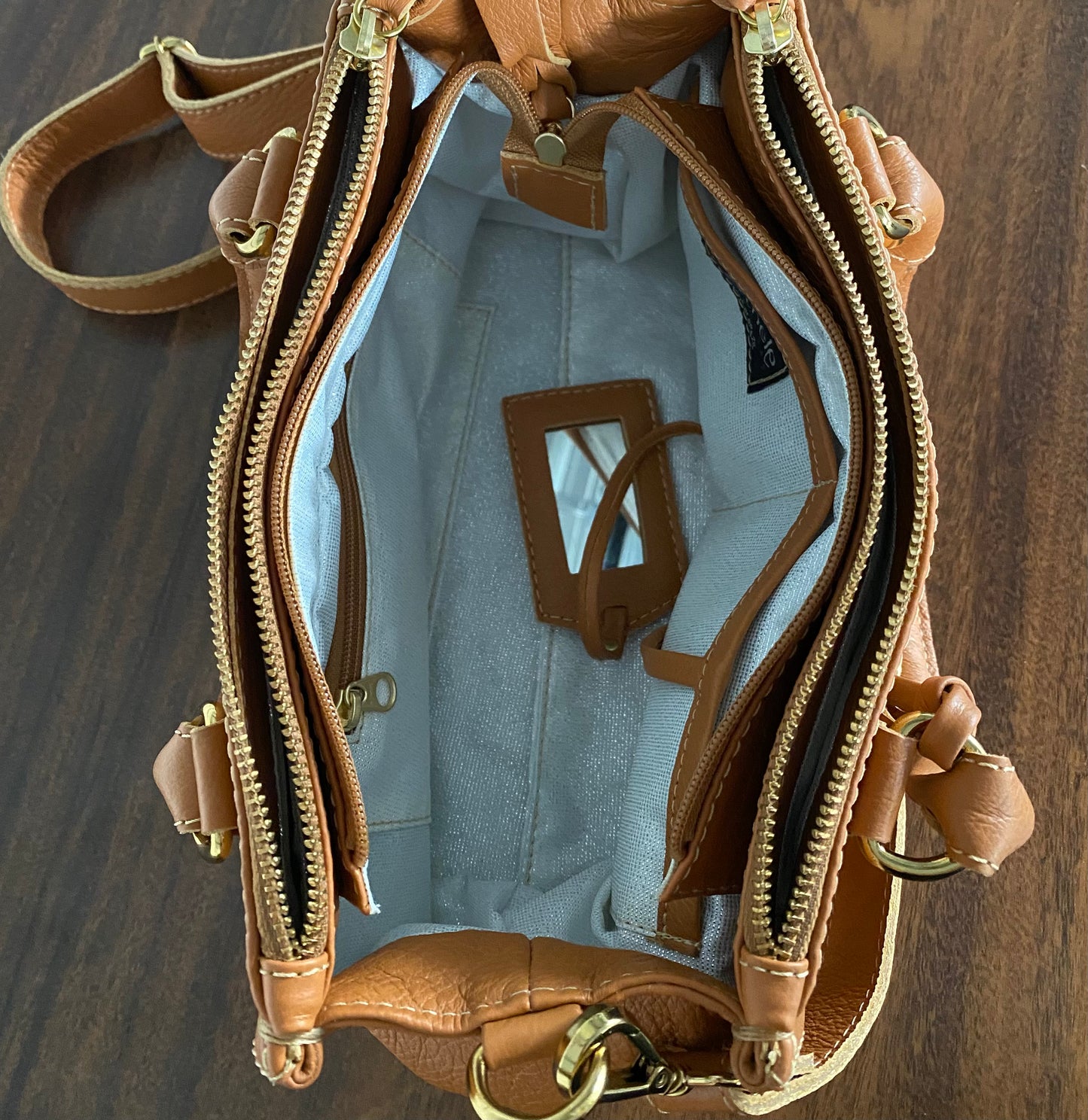 Bolsa MANUELA em Couro Legítimo
