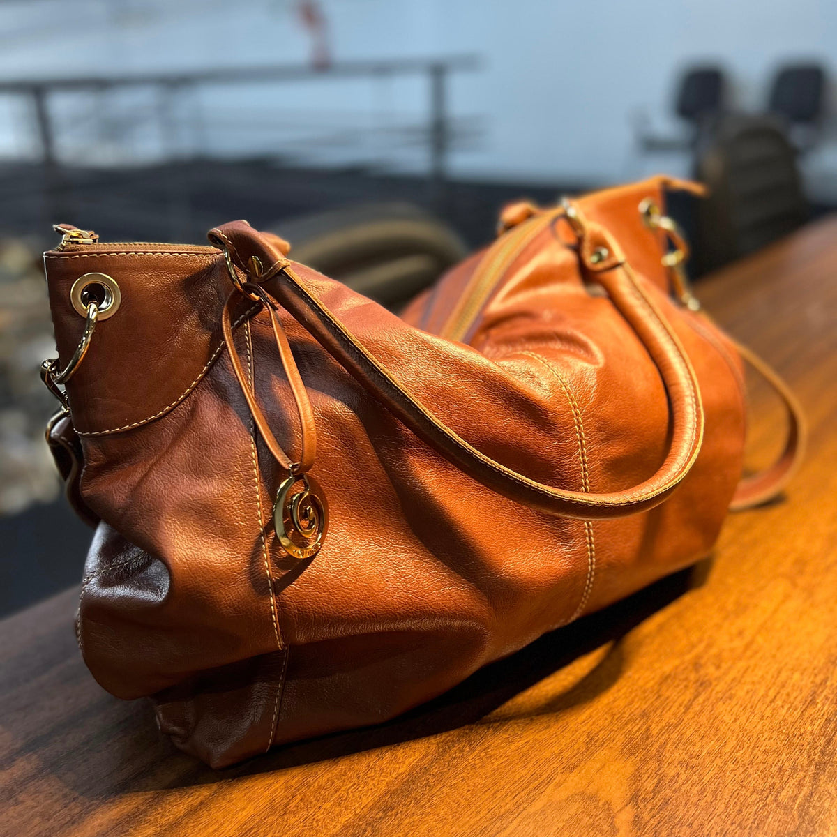 Bolsa ELIDA em Couro Legítimo
