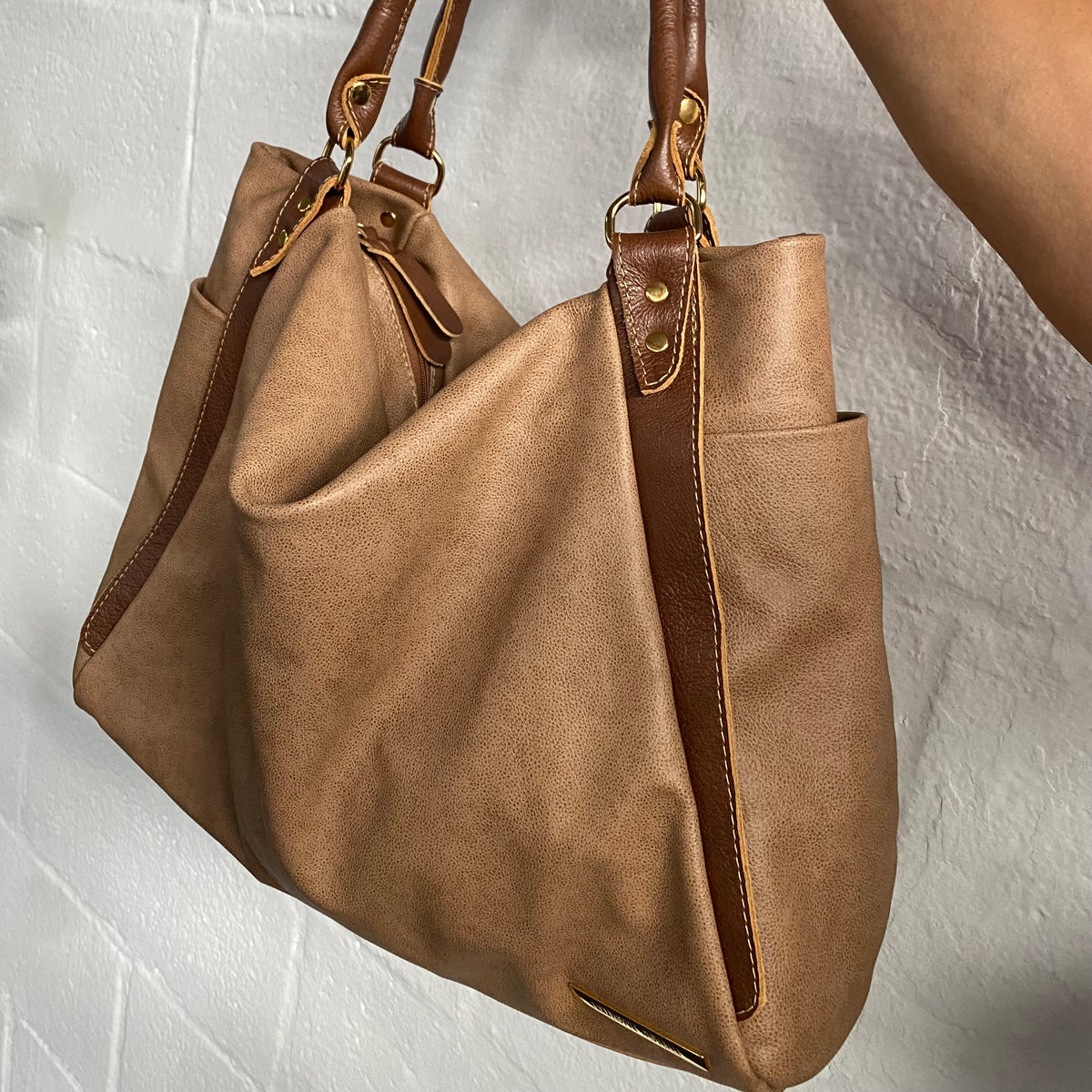 Bolsa SIENNA em Couro Legítimo