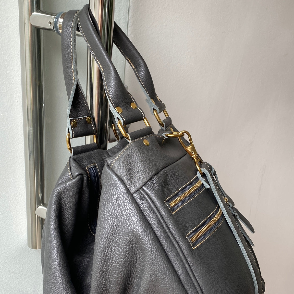 Bolsa VITORIA em Couro Legítimo