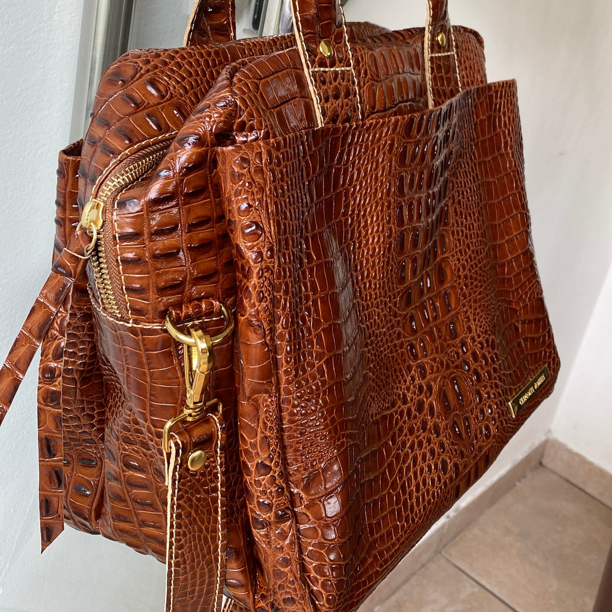 Bolsa GILMARA em Couro Legítimo