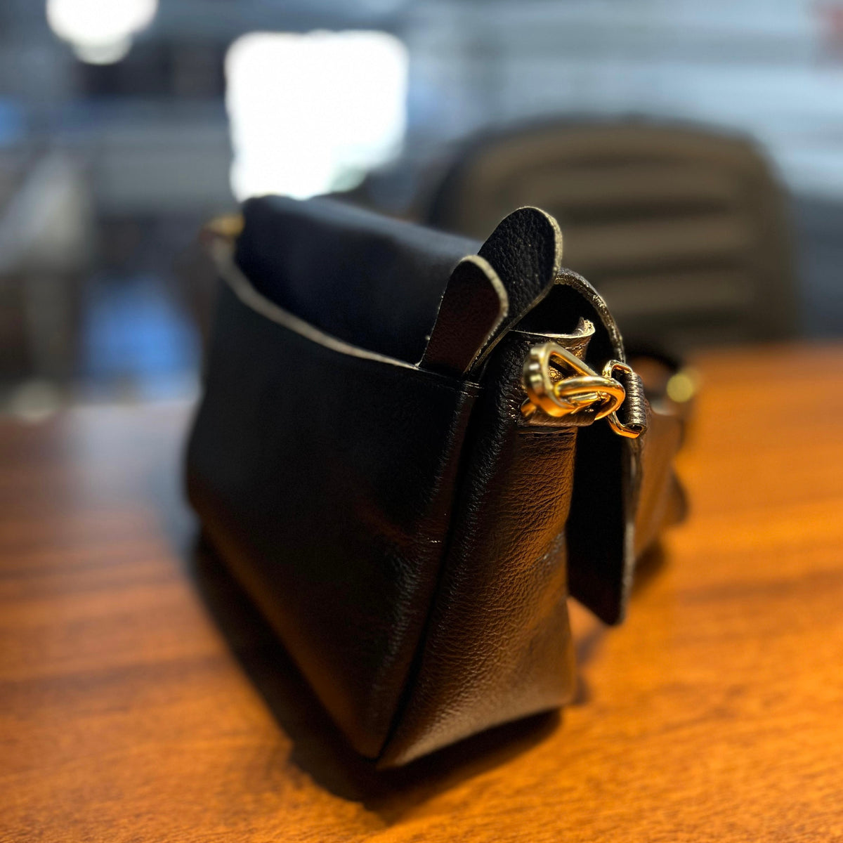 Bolsa ELOÁ em Couro Legítimo